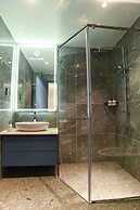 Velar Hotel