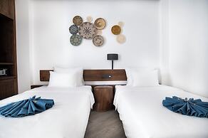 Velar Hotel