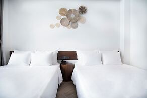 Velar Hotel