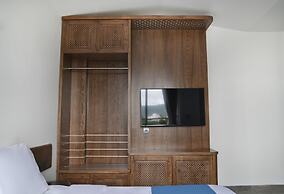 Velar Hotel
