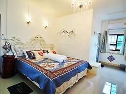 DoiSamoeDao Hostel