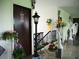 DoiSamoeDao Hostel