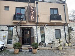 Void Urla