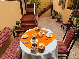 Huayna House Go