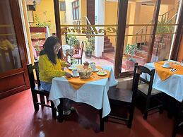 Huayna House Go