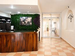 Hotel Zona Dorada