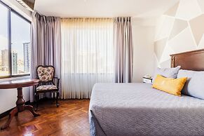 Elegance  Hotel