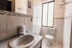 Elegance  Hotel
