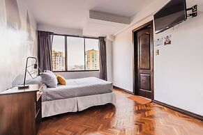 Elegance  Hotel