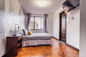 Elegance  Hotel