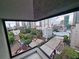 VAUX Park Street
