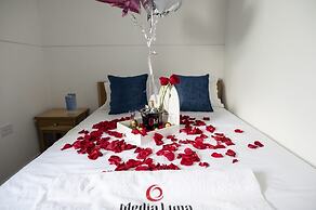 Hotel Media Luna