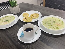 Hotel Media Luna