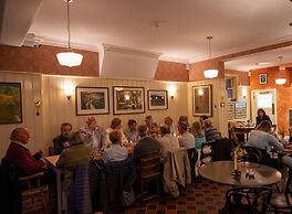 Long Man Inn