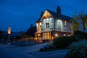 Long Man Inn