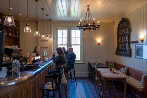 Long Man Inn