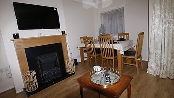 Stay8 Sleeps 6 With Street Parking
