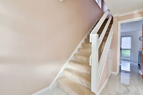 Spacious 3 Bedroom House in Barry