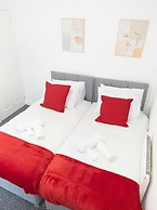 2 bed Townhouse Close to LFC Stadium