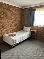 ALYN MOTEL