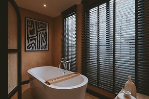 Hotel Clay Chiang Mai