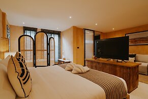Hotel Clay Chiang Mai