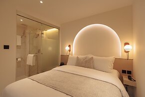 Corridor2407 Hotel