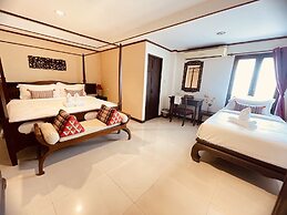Na Thapae Chiangmai Hotel