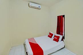OYO Life  93058 Kos Subur