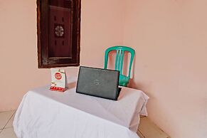 OYO Life  93058 Kos Subur