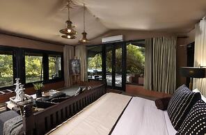 Leopard Trails Yala