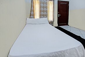 OYO Life 92853 Kost 999
