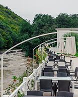 Riva Hill Resort