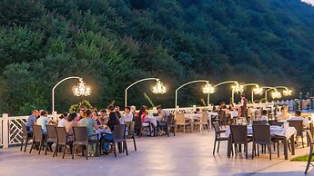 Riva Hill Resort