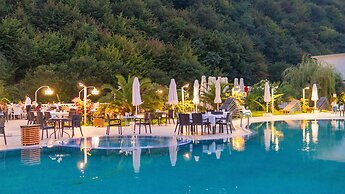 Riva Hill Resort