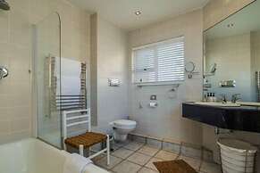 Immaculate Penthouse w Views Splash Pool CBT Penthouse