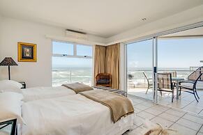 Immaculate Penthouse w Views Splash Pool CBT Penthouse