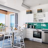 Beautiful Holiday Apartment Overlooking the Beach Modoco