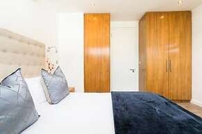 Beautiful Holiday Apartment Overlooking the Beach Modoco