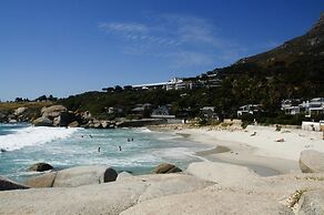 Beautiful Holiday Apartment Overlooking the Beach Modoco