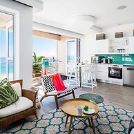 Beautiful Holiday Apartment Overlooking the Beach Modoco