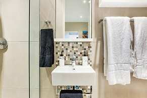 Secure Holiday Apartment w Private Pool Calico