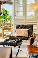 Secure Holiday Apartment w Private Pool Calico