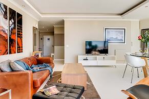 Secure Holiday Apartment w Private Pool Calico