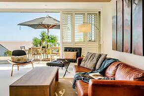 Secure Holiday Apartment w Private Pool Calico