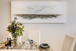 Clifton Apartment w Direct Beach Access Marella