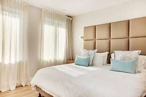 Clifton Apartment w Direct Beach Access Marella