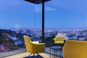 Modern Villa With Rooftop Deck Table Mountain Views Hildene Haven