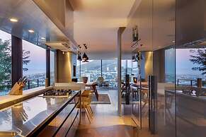 Modern Villa With Rooftop Deck Table Mountain Views Hildene Haven
