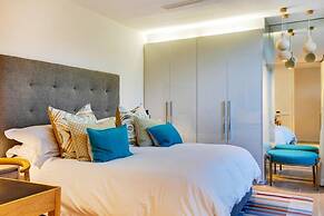 Modern Villa With Rooftop Deck Table Mountain Views Hildene Haven